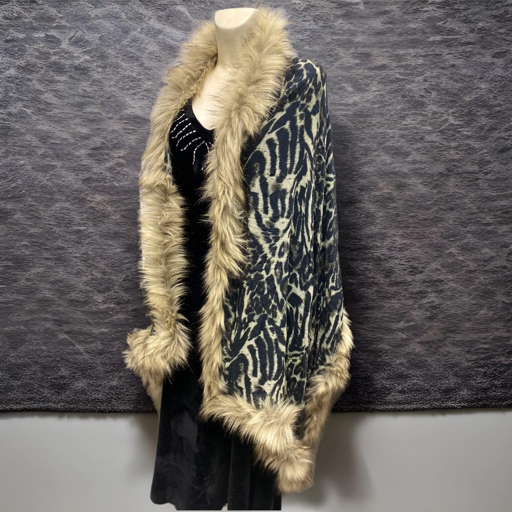 100% Cashmere Julian faux fur shawl wrap