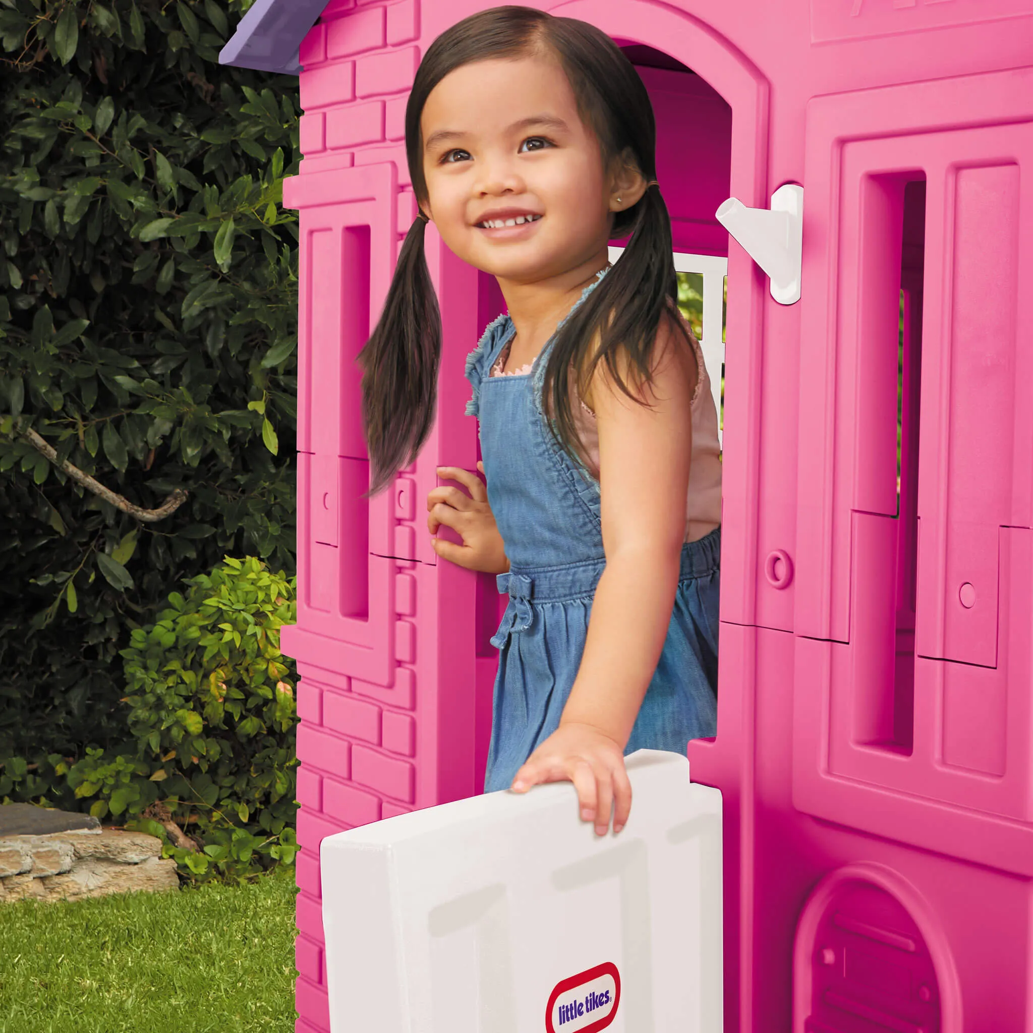 Little Tikes Cape Cottage Playhouse - Pink